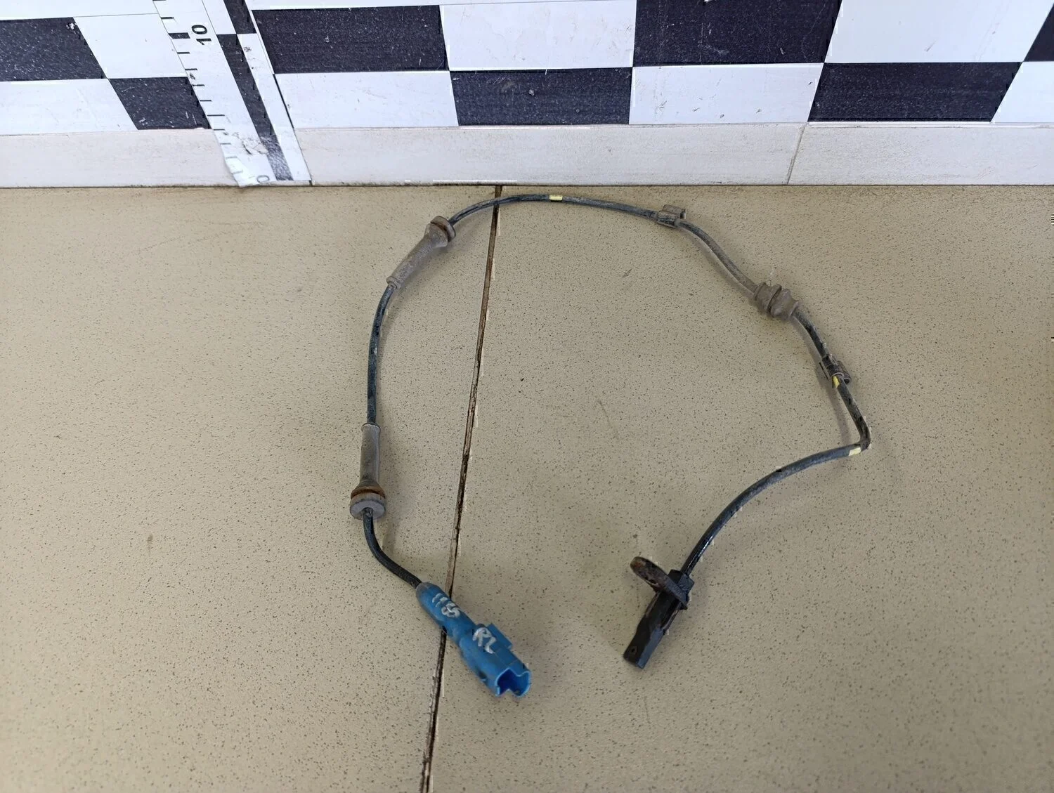 Датчик ABS задний C3 2002-2009