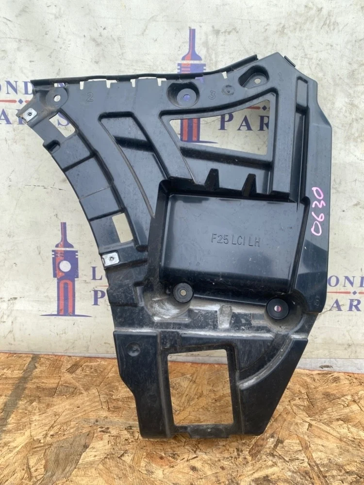 Кронштейн крепления бампера BMW X3 F25