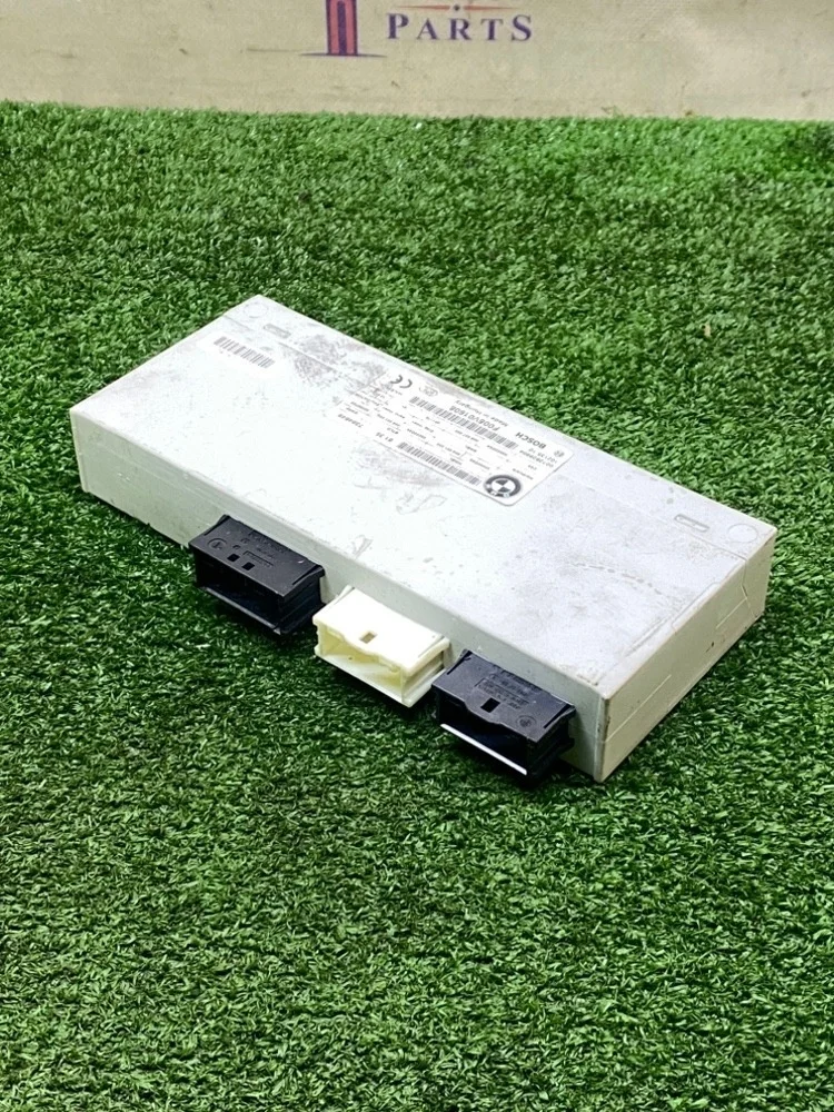 Блок доводчика багажника BMW F02