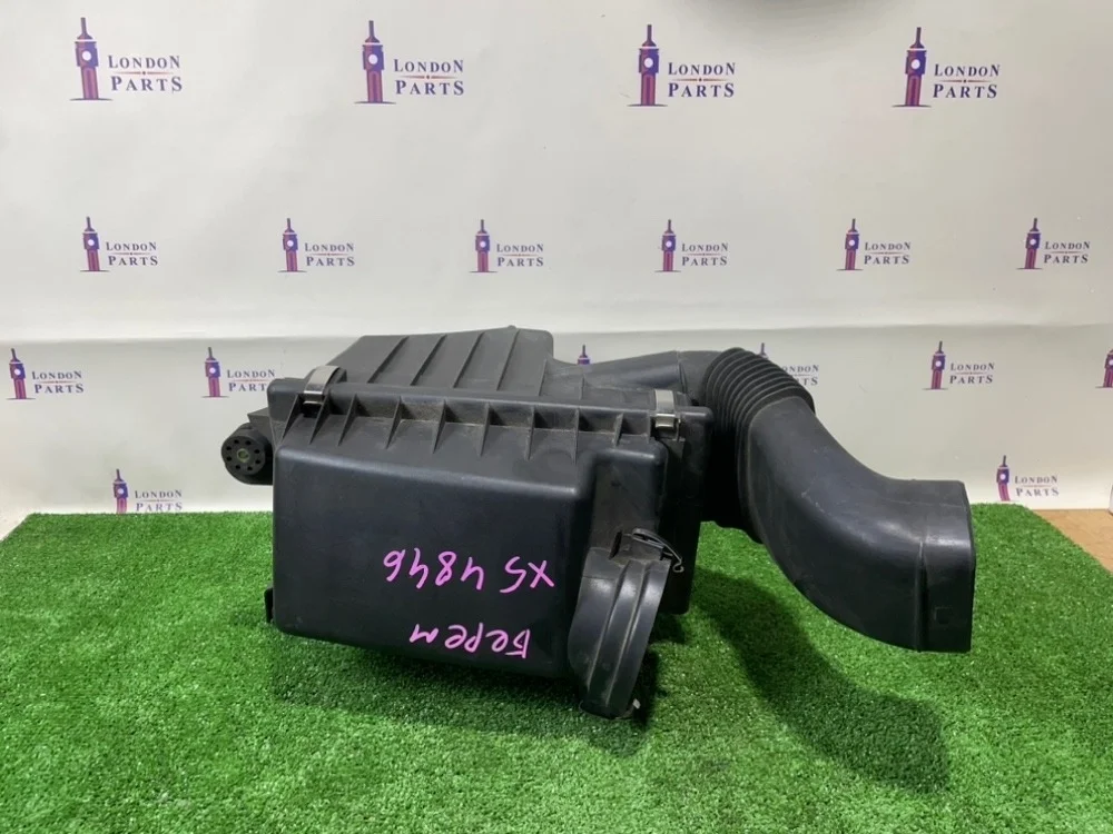 Корпус воздушного фильтра BMW X5 3.0i E53