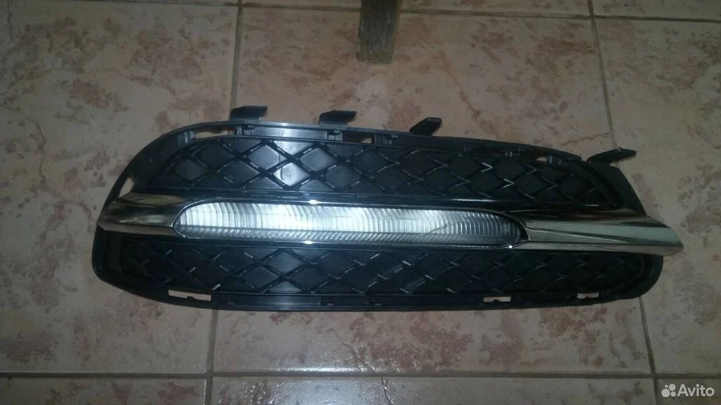 Фара противотуманная Mercedes-Benz C-класс W204/S204 (2006—2011)