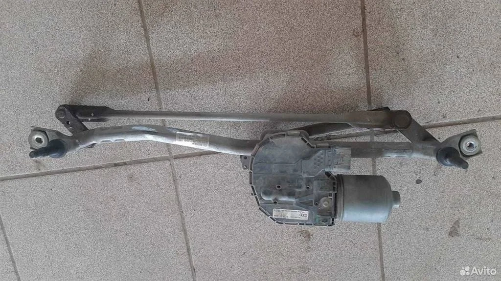 Моторчик стеклоочистителя передний Audi A8 D4 (2010—2014) CGWA 3.0