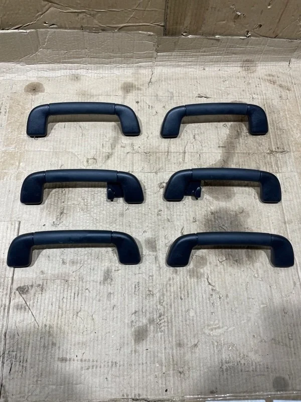 Ручка потолочная TOYOTA Land Cruiser 2017 7461030240C0 URJ202 1VD-FTV 4.5