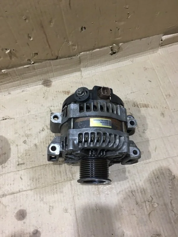 Генератор Toyota Land Cruiser 2017 2706051030 URJ202 1VD-FTV 4.5
