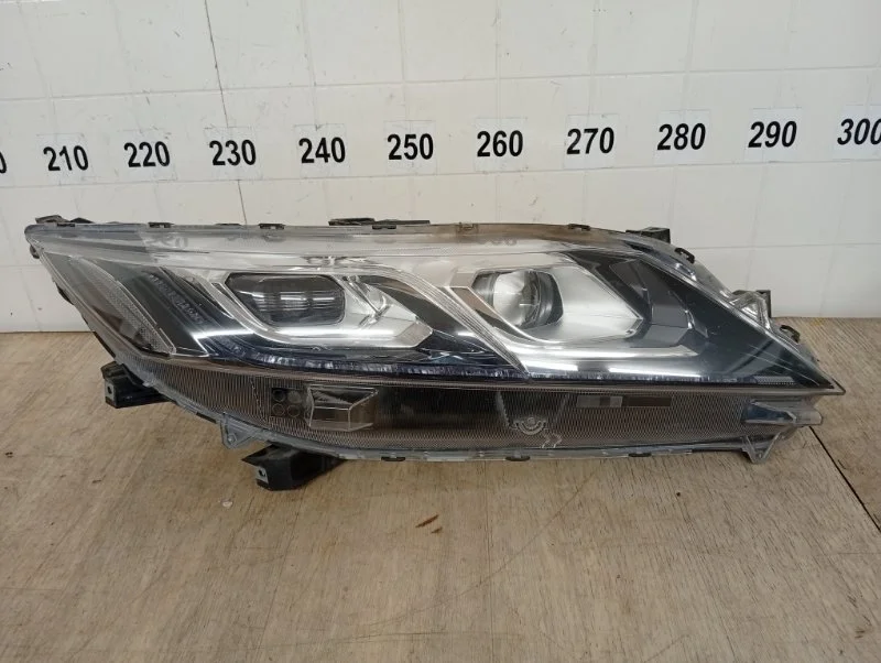 Фара светодиодная MITSUBISHI ECLIPSE CROSS 2017 2018 2019 2020 8301D072 4B40, передняя правая