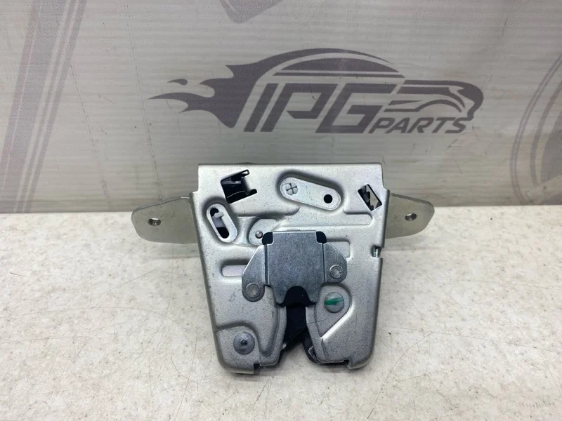 Замок крышки багажника Mercedes-benz GLK X204