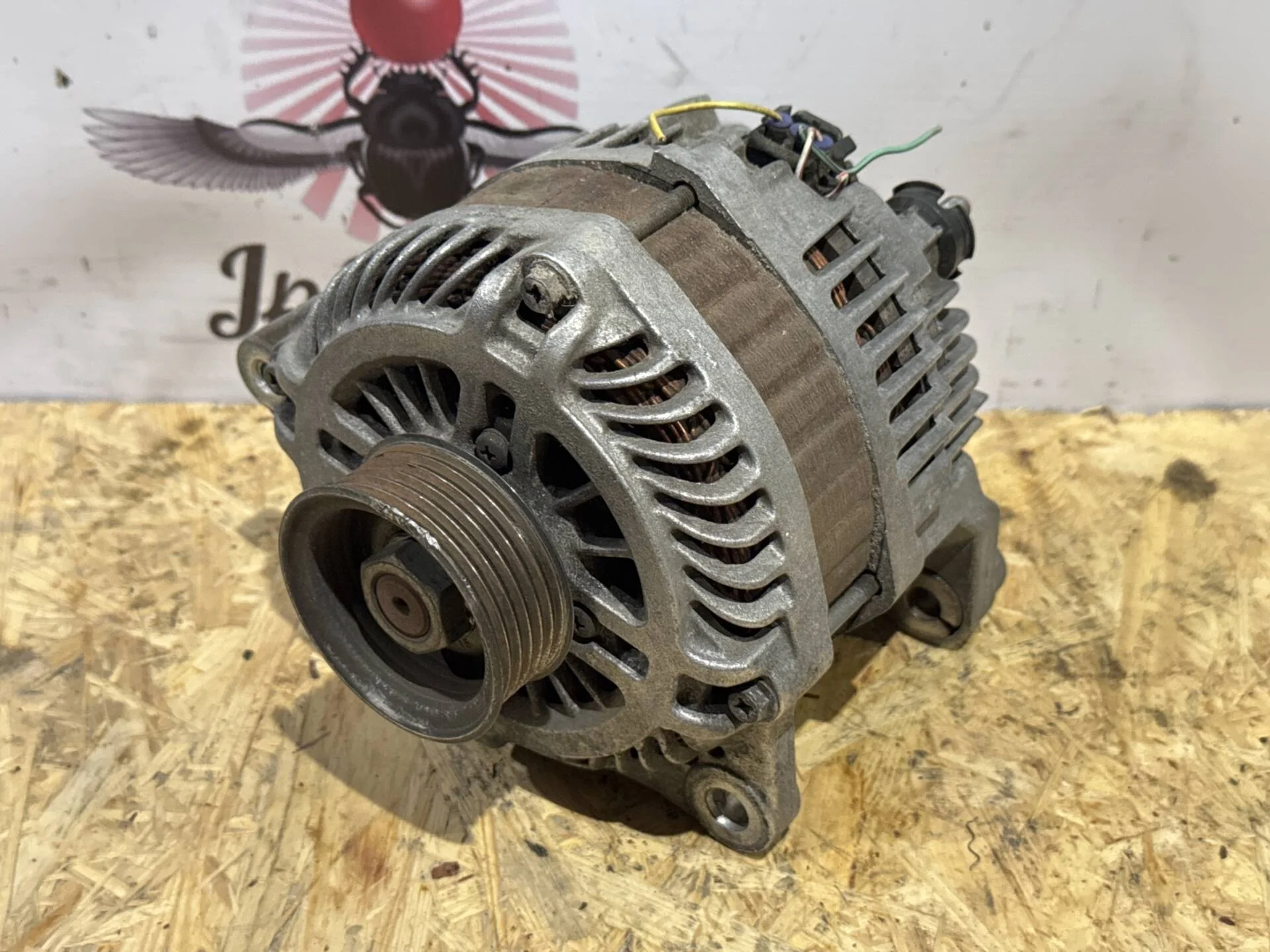 Генератор Infiniti M35 Y50 VQ35DE