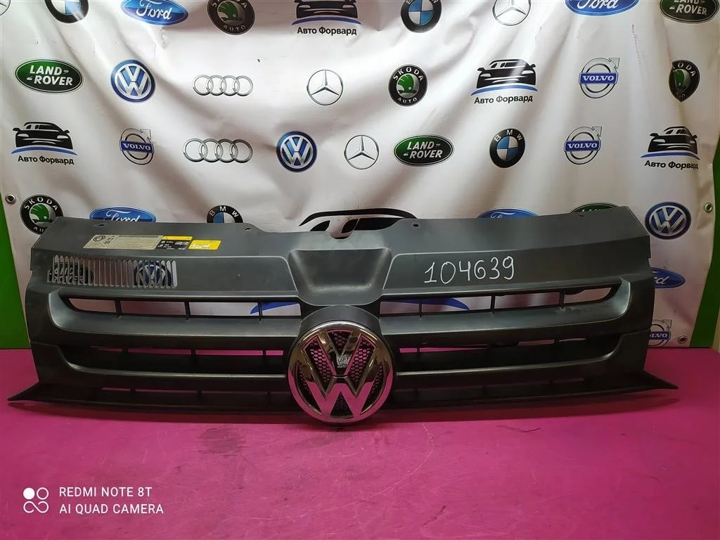Решетка радиатора VW Transporter T5 2010-2015