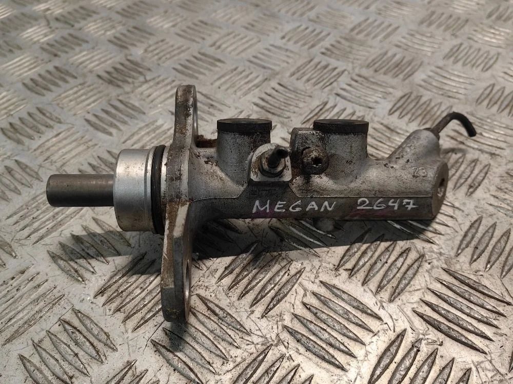 Цилиндр тормозной главный Renault Megane II