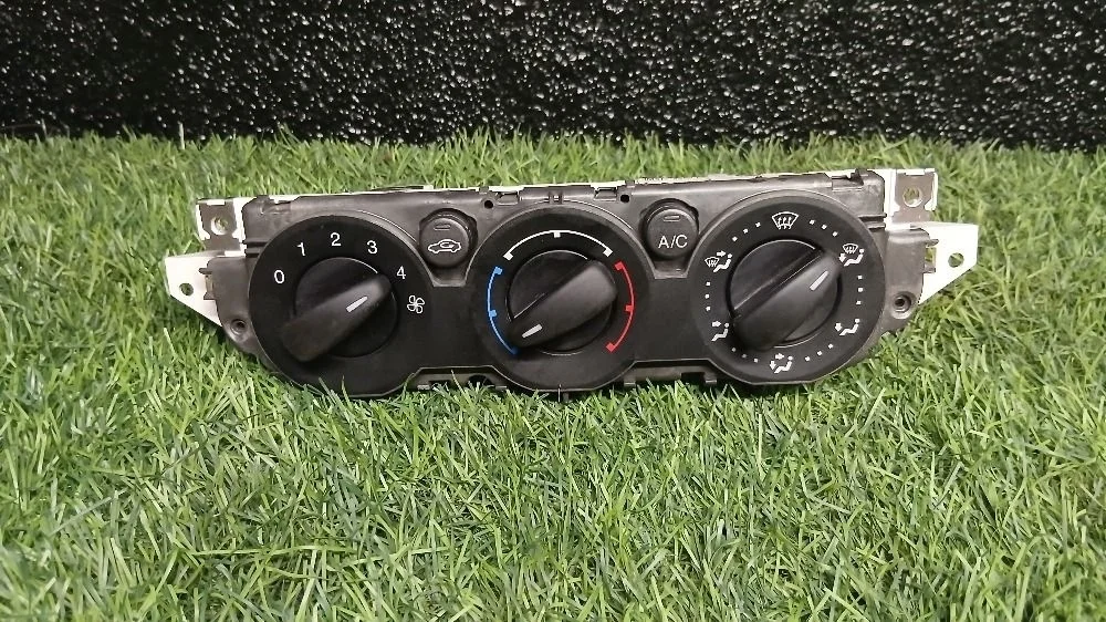 Блок управления климат-контролем Ford Focus II