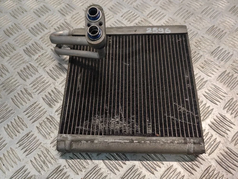 Испаритель кондиционера Hyundai Solaris