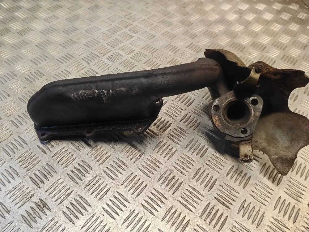 Выпускной коллектор левый Audi A6 C5
