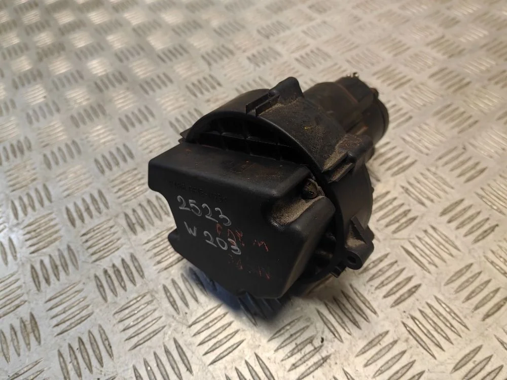 Насос воздушный Mercedes-Benz C-класс W203