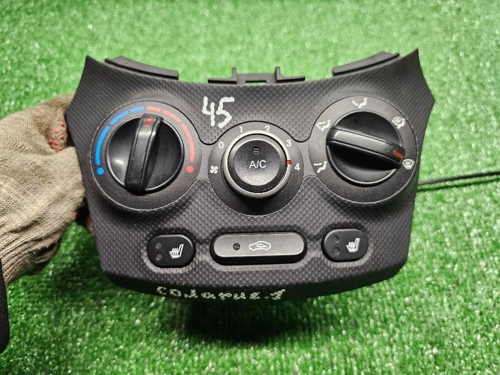 Блок управления печки Hyundai Solaris