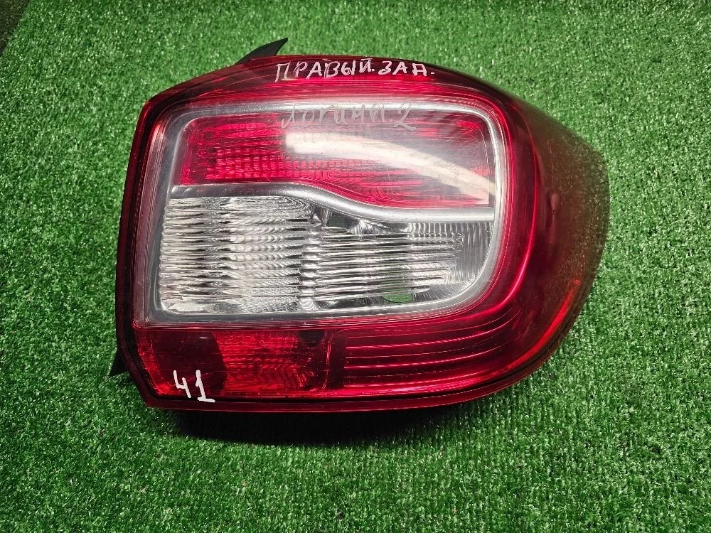 Фонарь задний правый Renault Logan 2