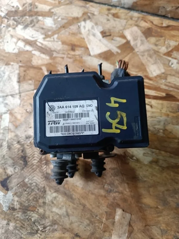Блок abs Volkswagen Passat 2012 365