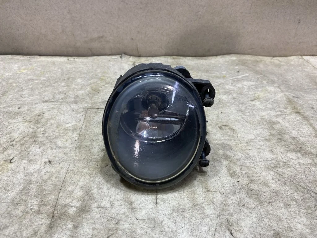 Фара противотуманная левая BMW X5 E53