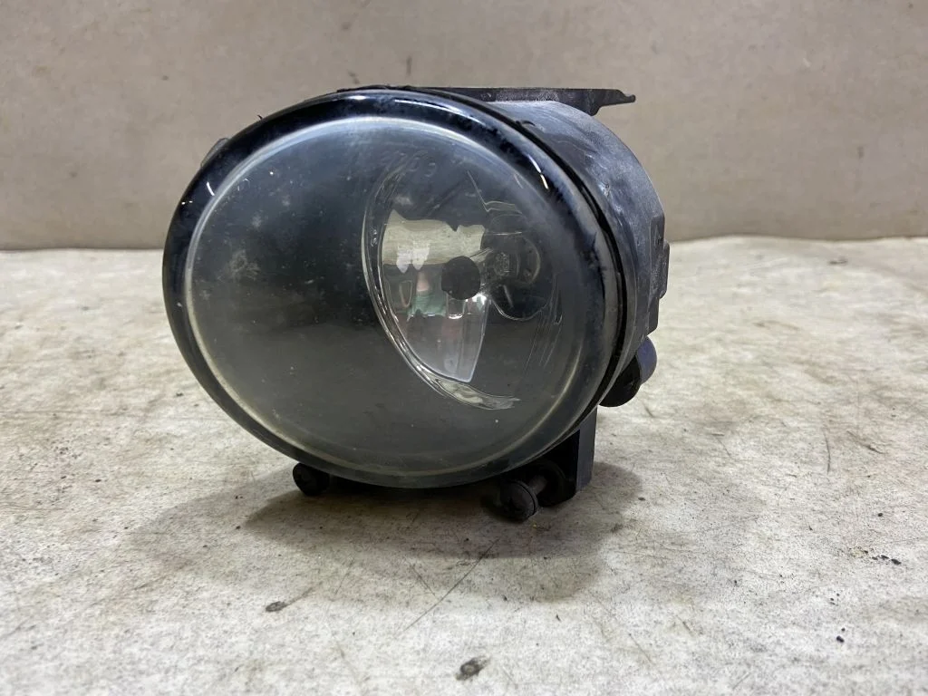 Фара противотуманная левая BMW X5 E53