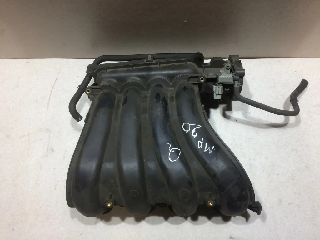 Коллектор впускной Nissan Qashqai J10 MR20