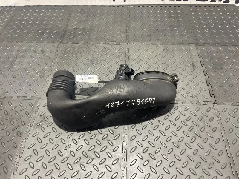 Воздуховод Bmw 3 13717791646 E90 M47D20