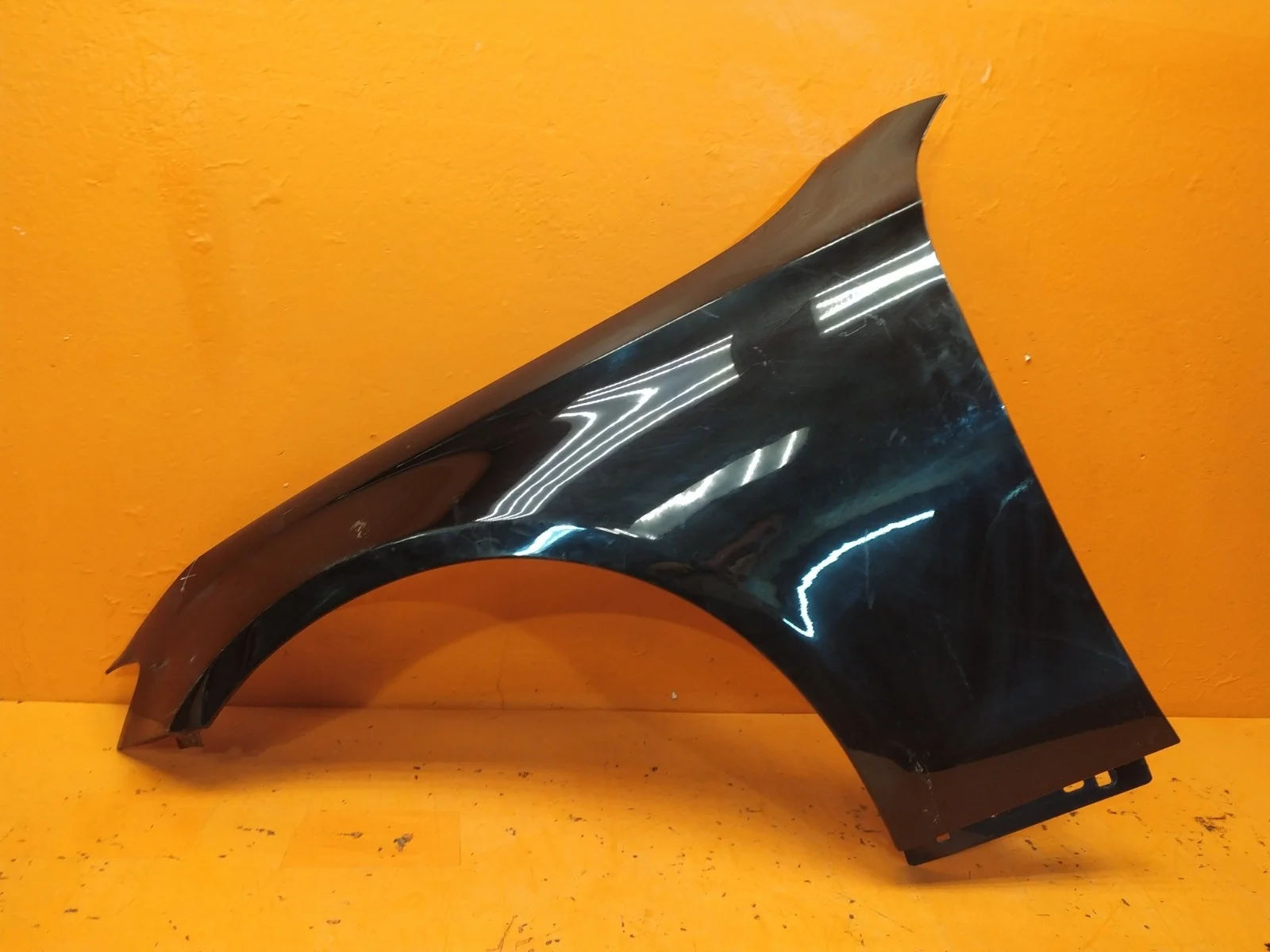 Крыло Mercedes -Class 2016-нв W213, S213