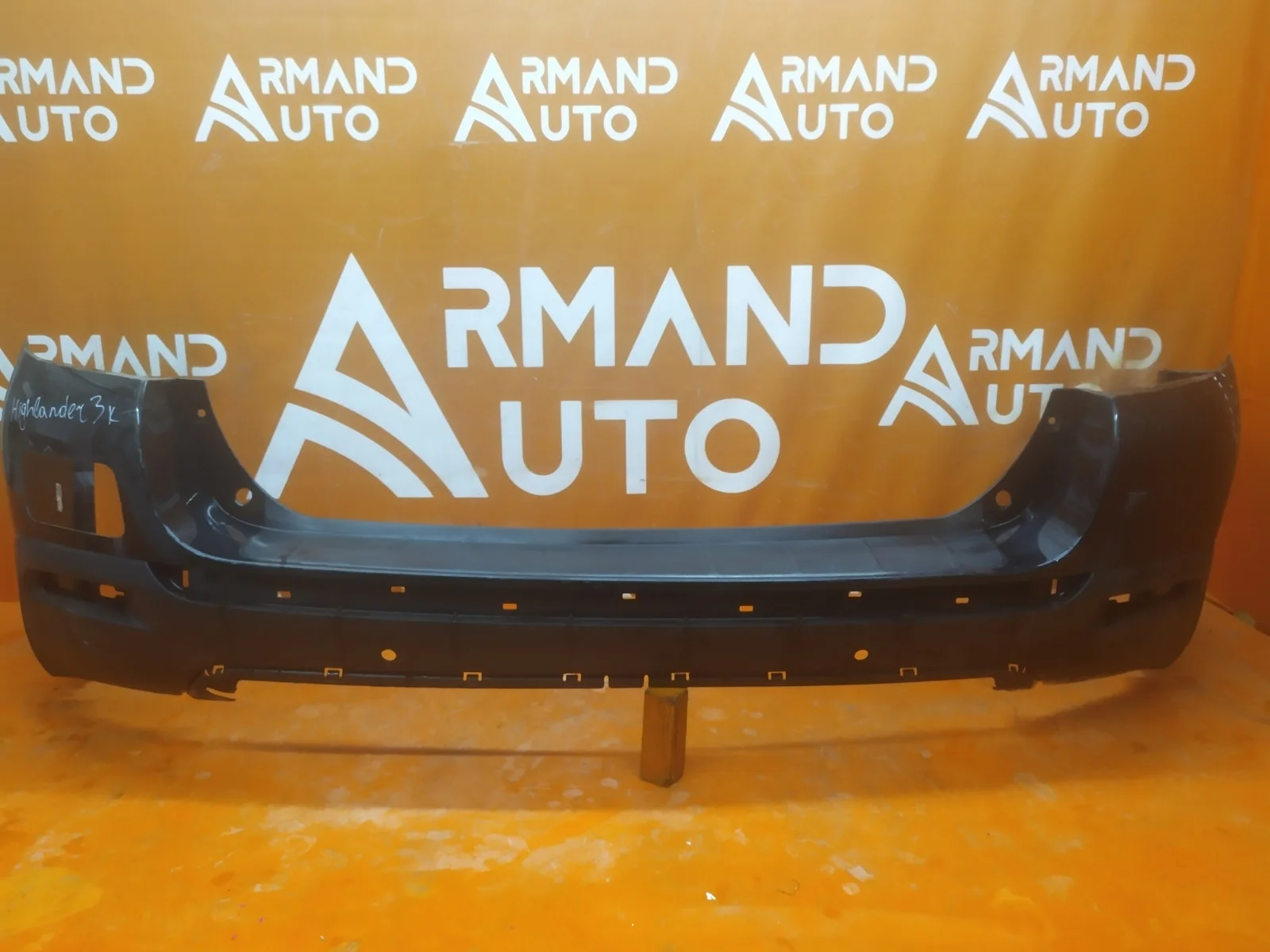 Бампер Toyota Highlander 2010-2013 U40