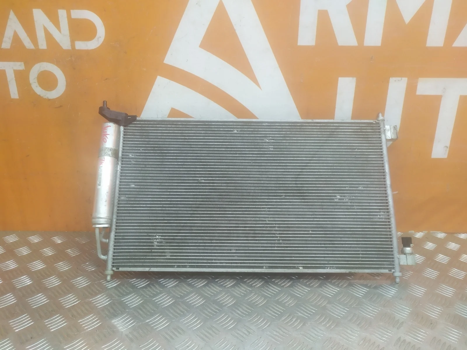 Радиатор кондиционера Nissan Juke 2010-2019 YF15