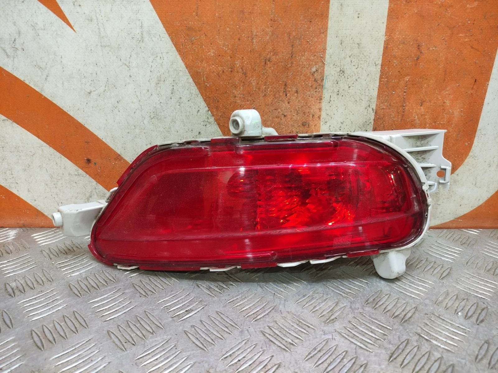 Фонарь противотуманный Mazda CX-5 2017-нв