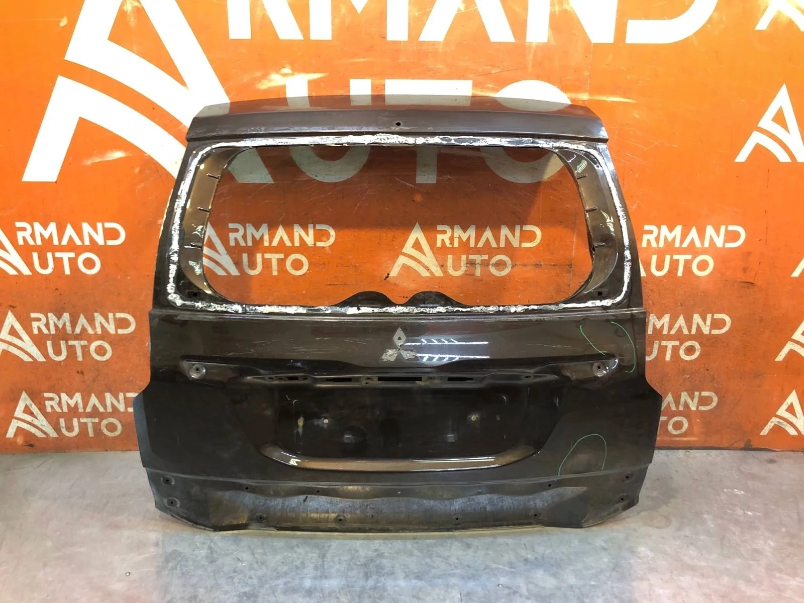 Дверь багажника MItsubishi Pajero Sport 2015-2021 3