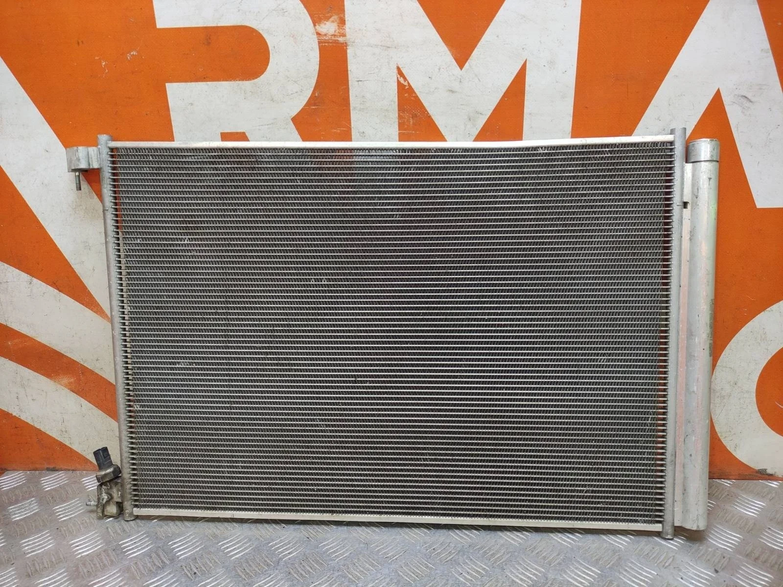 Радиатор кондиционера Mercedes -Class 2014-2021 W205