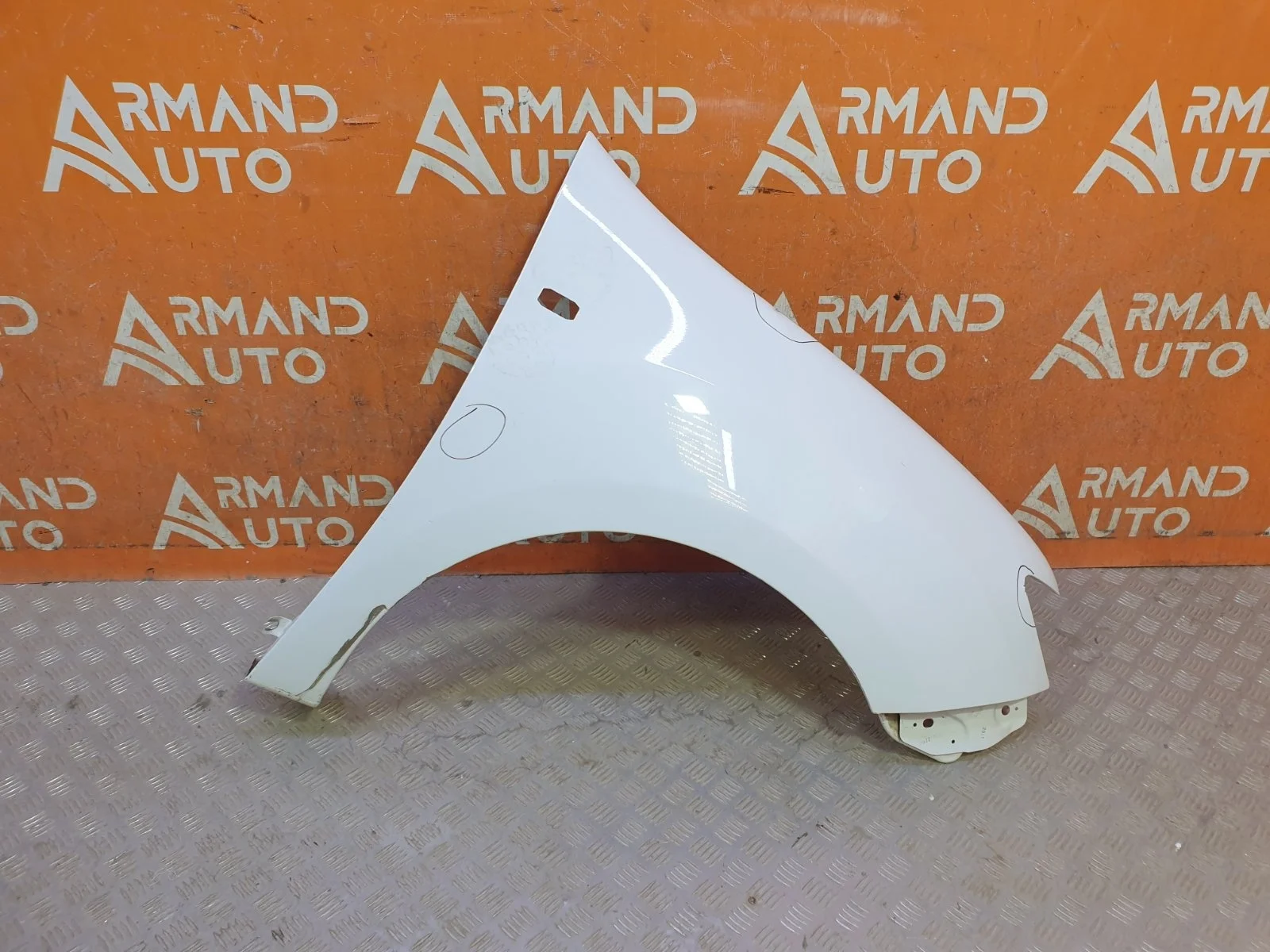 Крыло Renault Logan 2012-2022