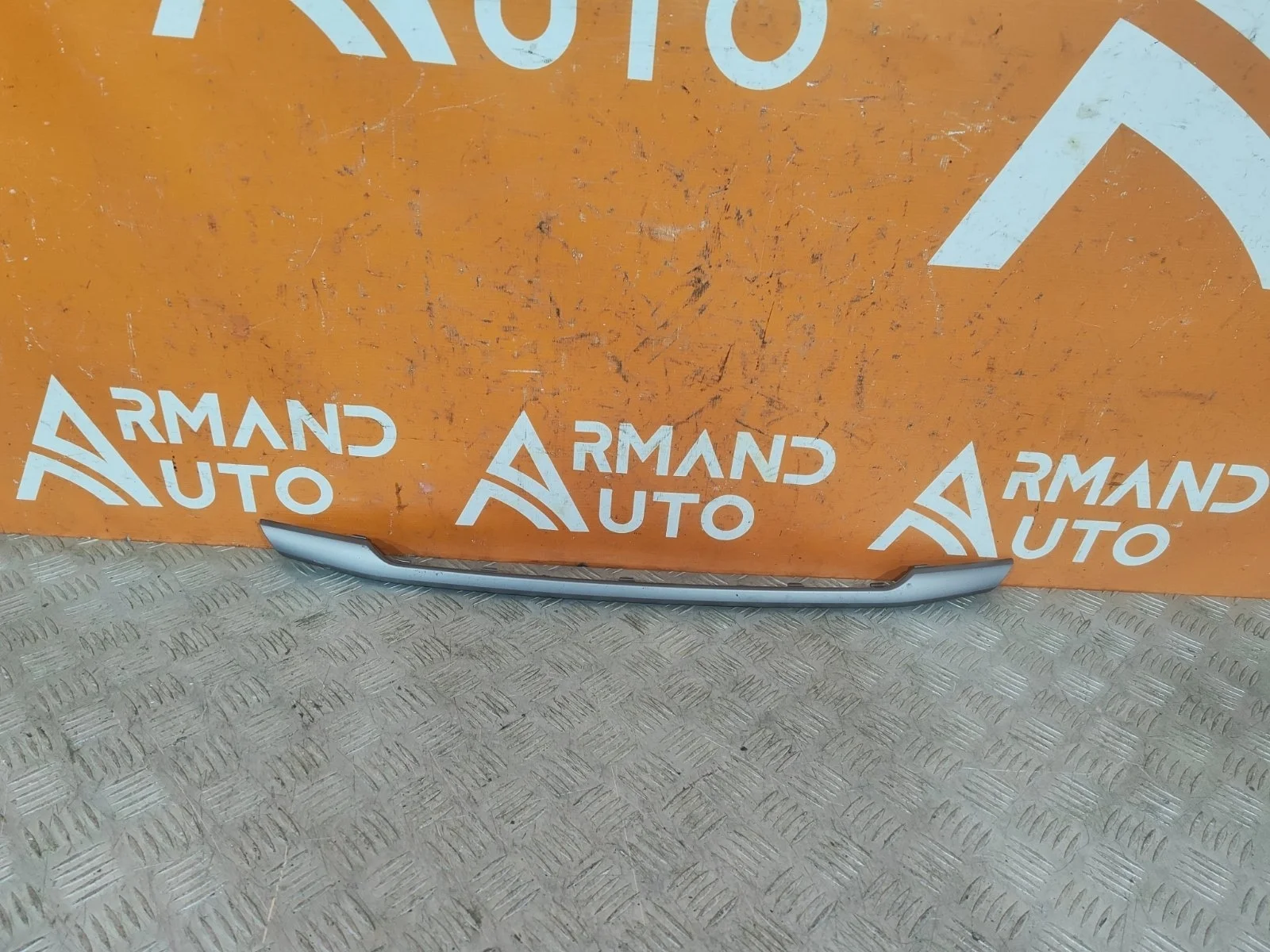 Накладка решетки радиатора нижняя Hyundai Tucson 2015-2018 3