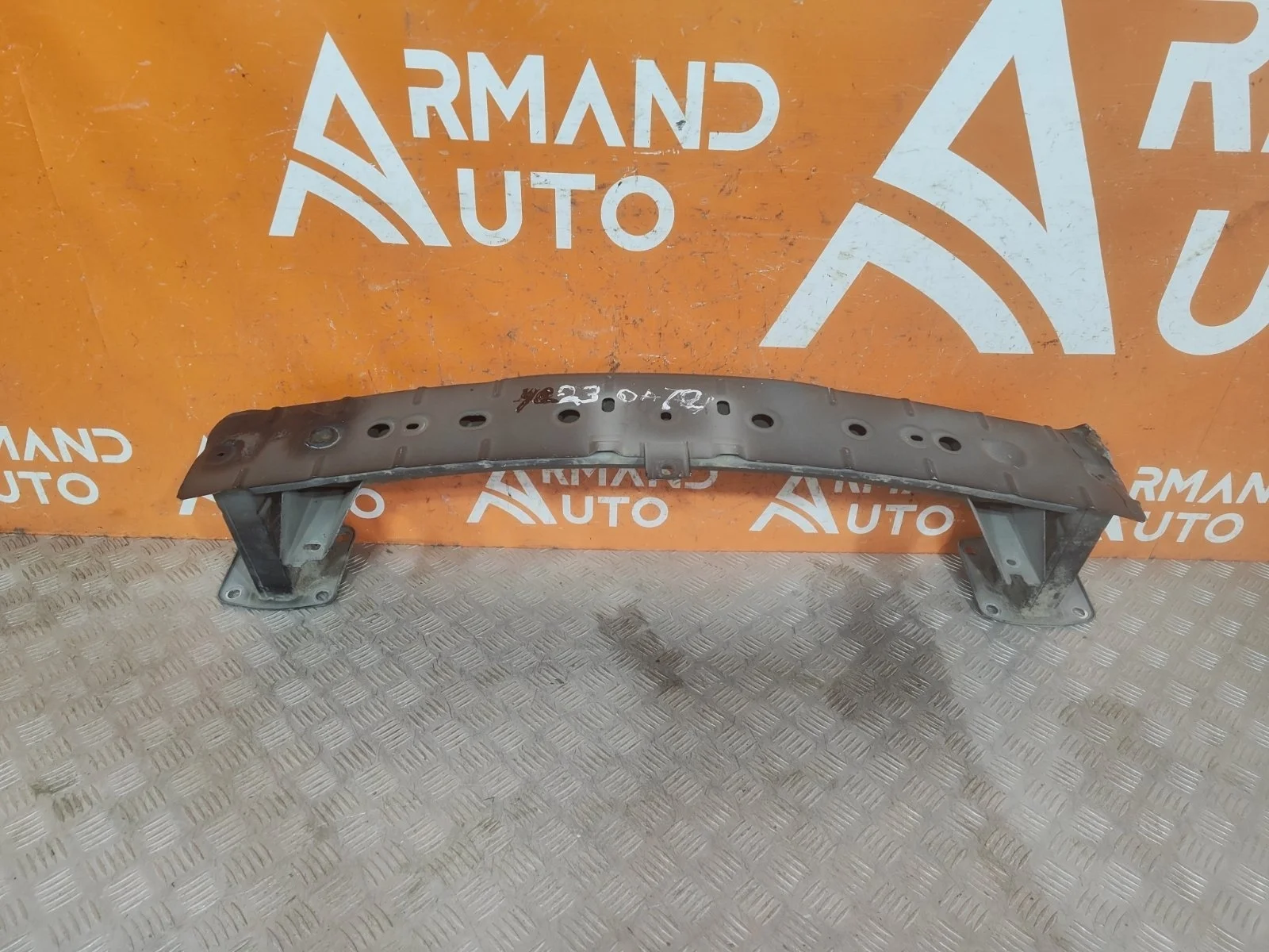 Усилитель бампера Mazda CX-5 2011-2017