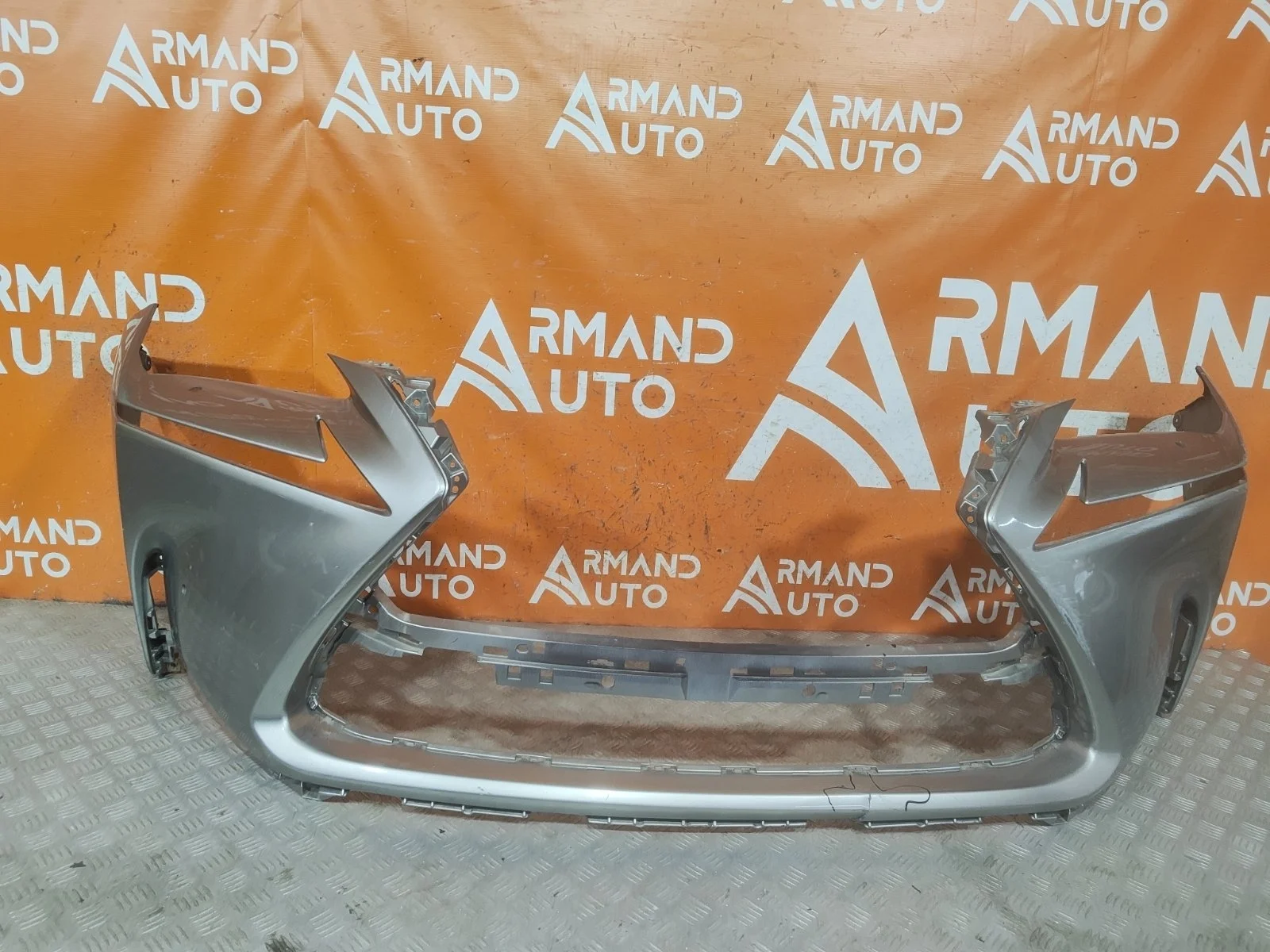 Бампер Lexus NX 2014-2017