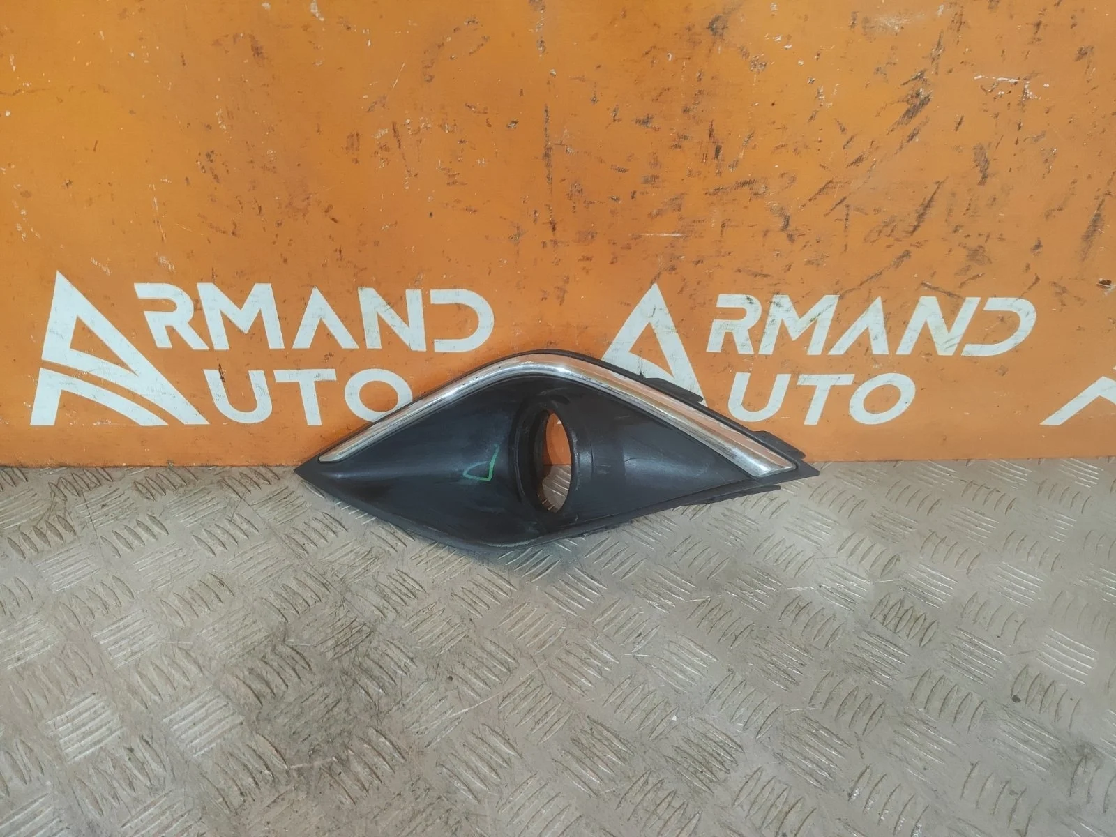 Окантовка птф Mitsubishi Outlander 2015-2018 3