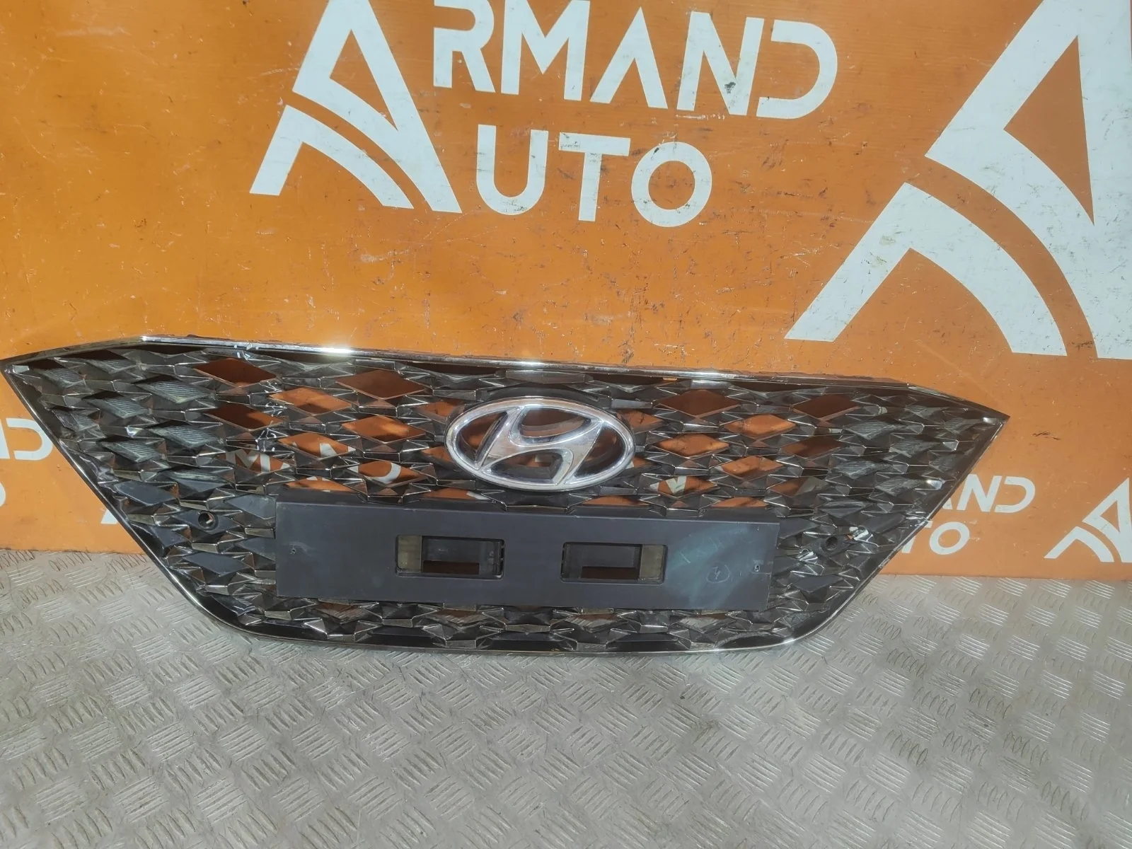 Решетка радиатора Hyundai Solaris 2020-нв