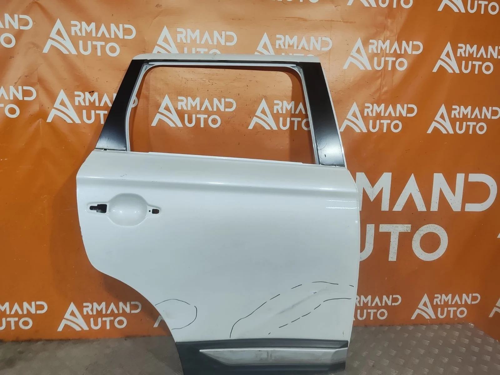 Дверь Mitsubishi Outlander 2015-нв 3