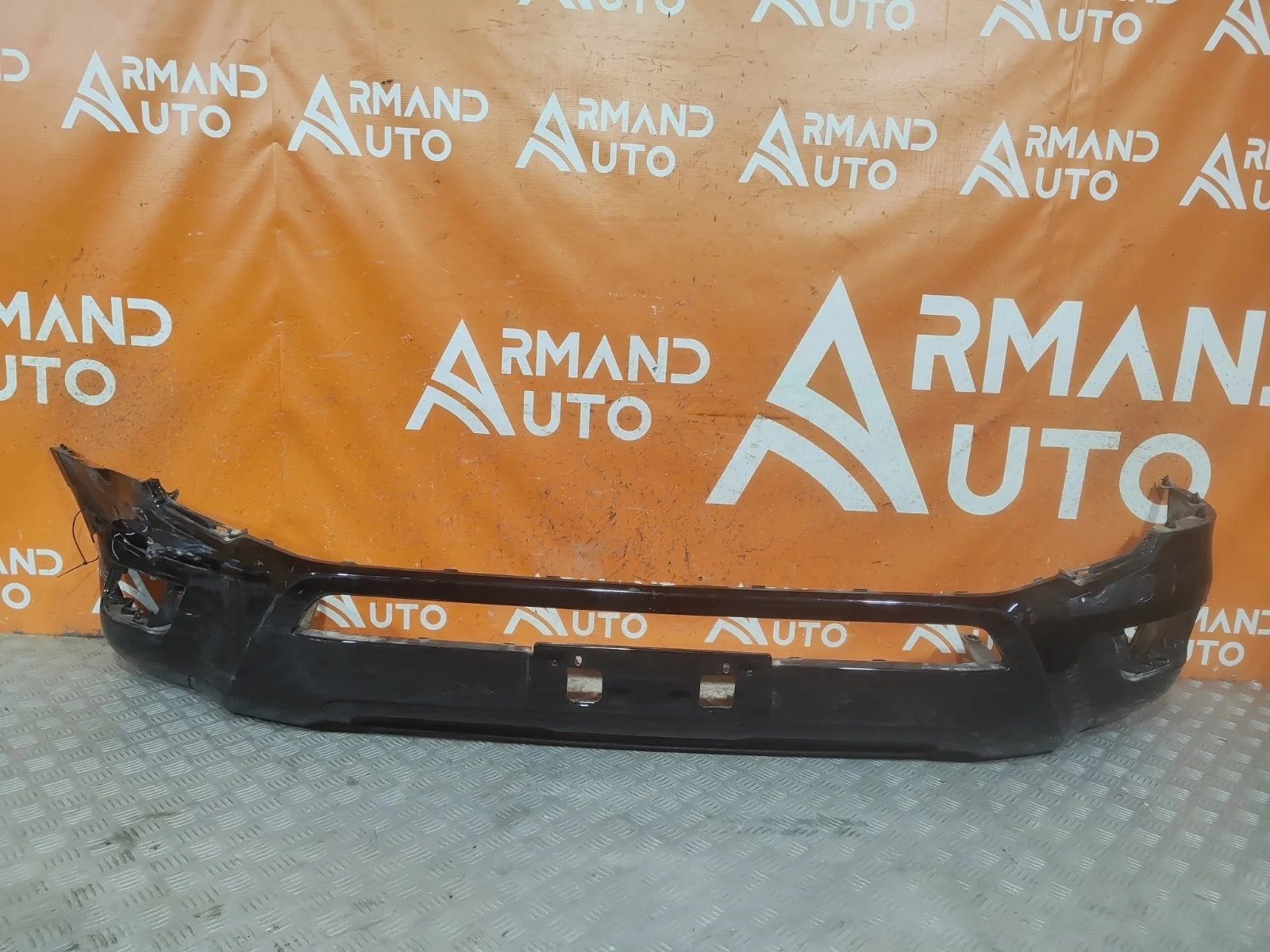 Бампер нижняя часть Toyota Land Cruiser 2021-нв 300