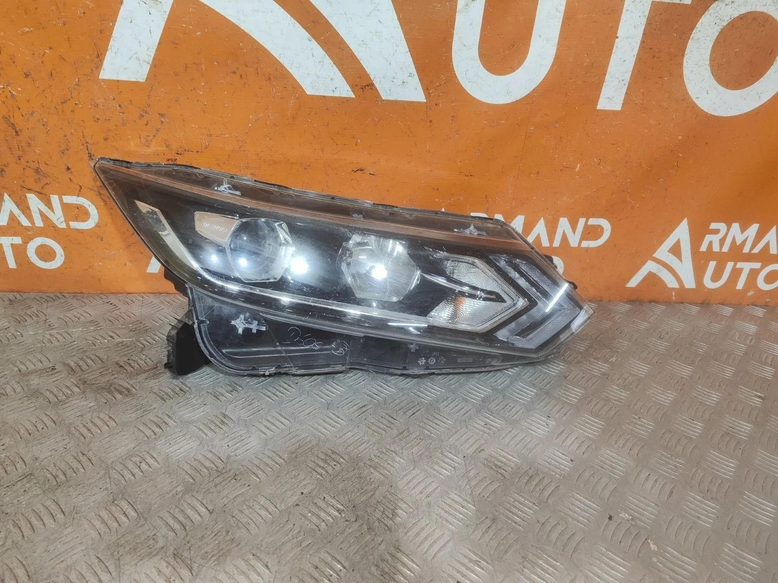 Фара Nissan Qashqai 2017-2022 j11