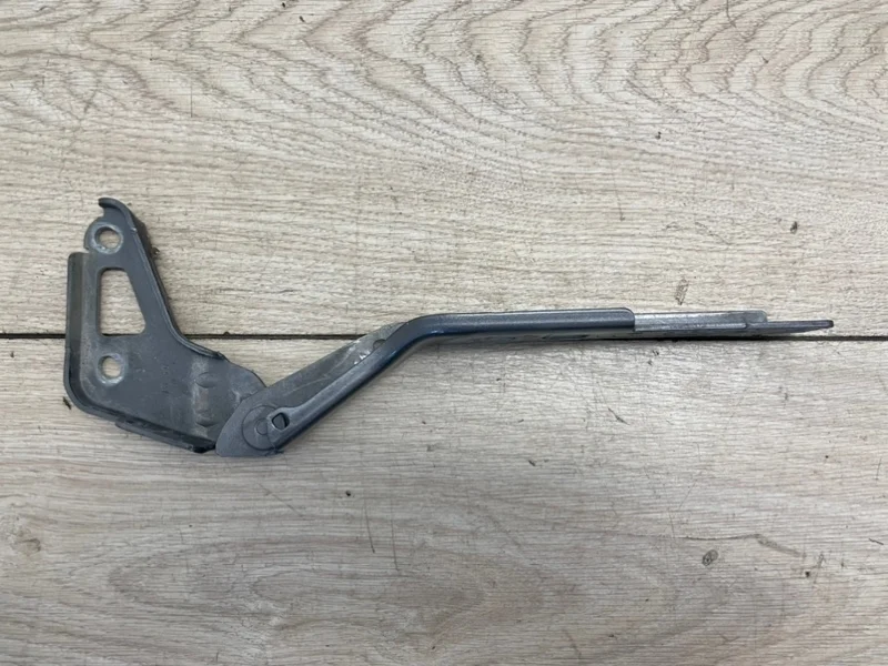 Петля капота Audi Q7 2007-2015 4L