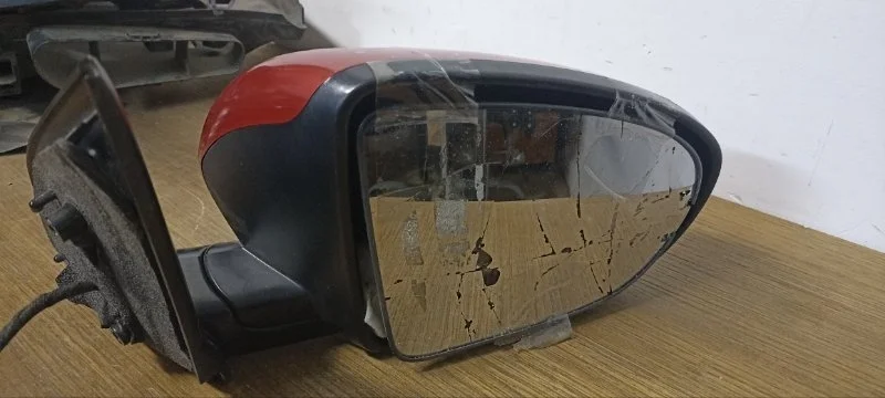 Зеркало Nissan Qashqai 96301JD84A J10, заднее правое