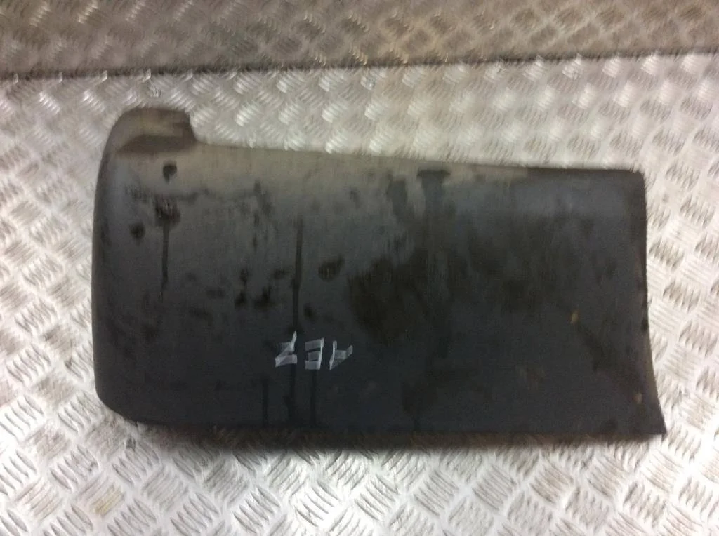 Клык заднего бампера левый FORD Transit VII (2006