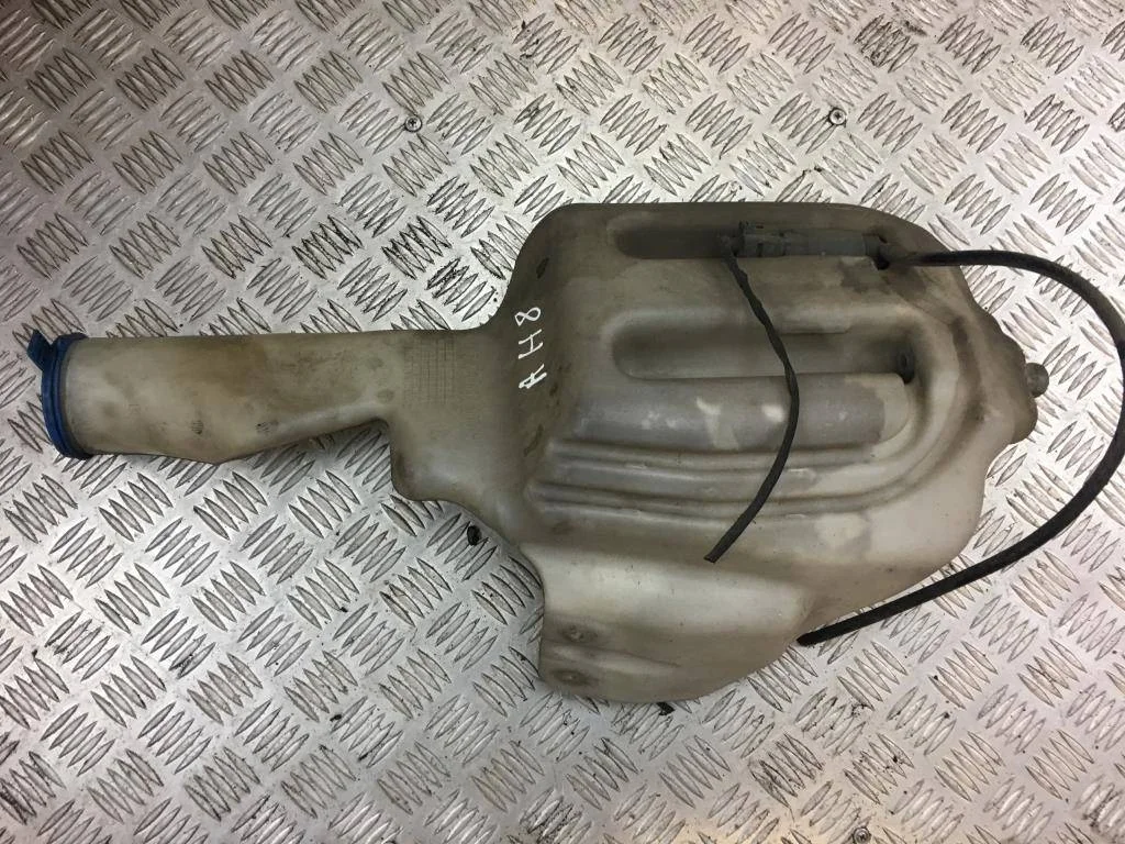 Бачок омывателя Volkswagen Crafter I (2006—2011)