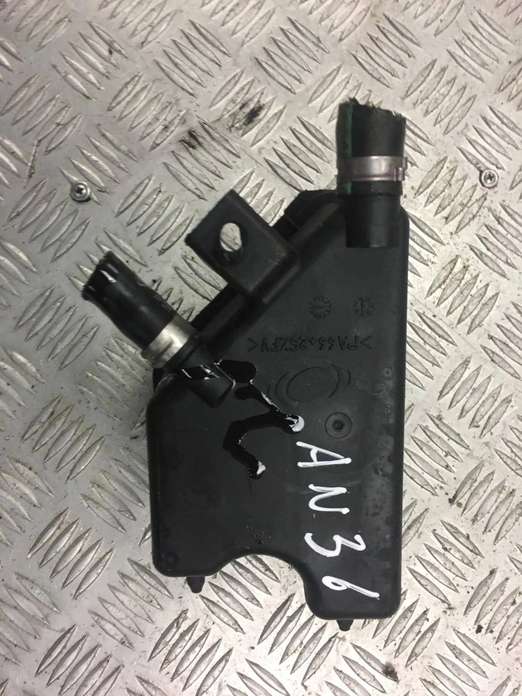 Бачок гидроусилителя Peugeot Partner I рестайлинг