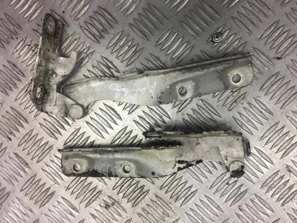 Петля капота правая Fiat Doblo I рестайлинг (2005