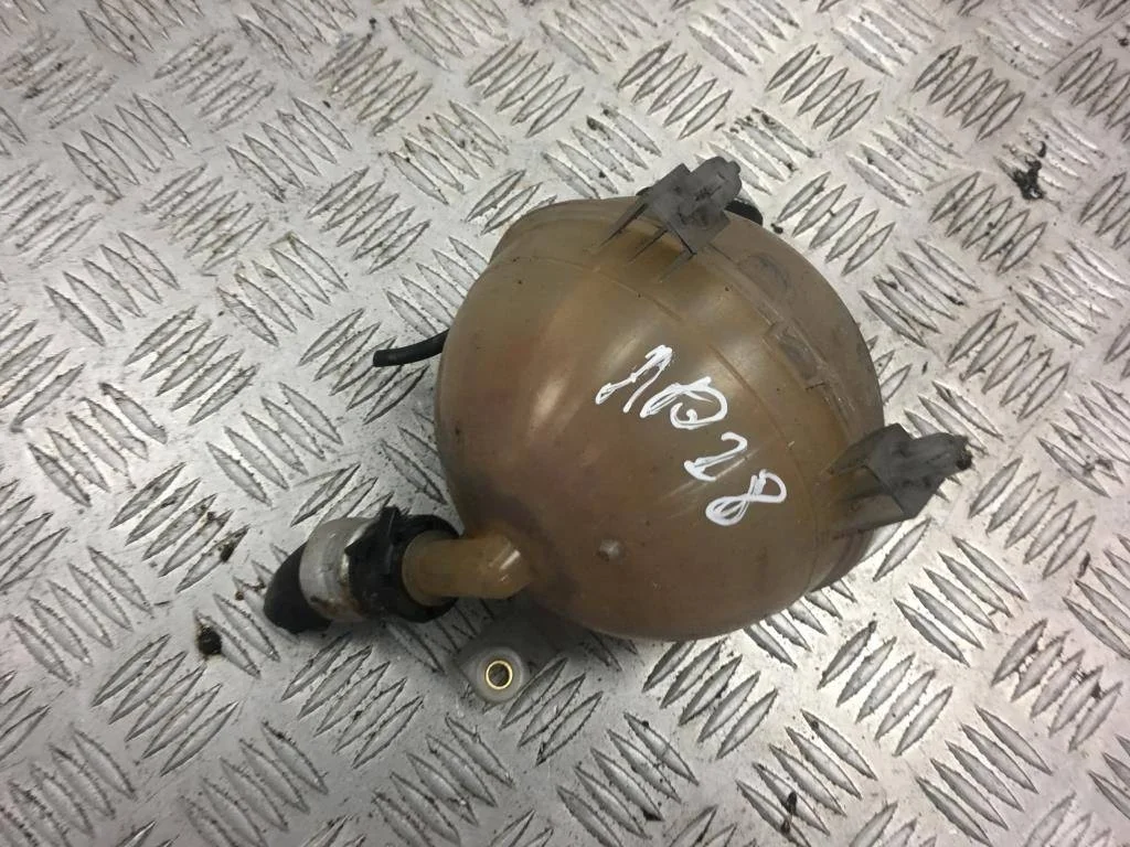 Бачок расширительный Citroen Berlingo II (2008—20