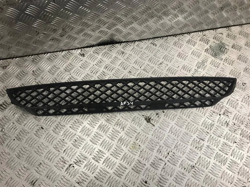 Решетка бампера MERCEDES-BENZ Sprinter W906 (2006