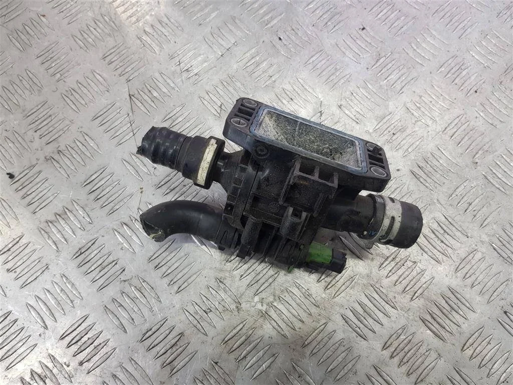 Корпус термостата Peugeot Partner II рестайлинг (