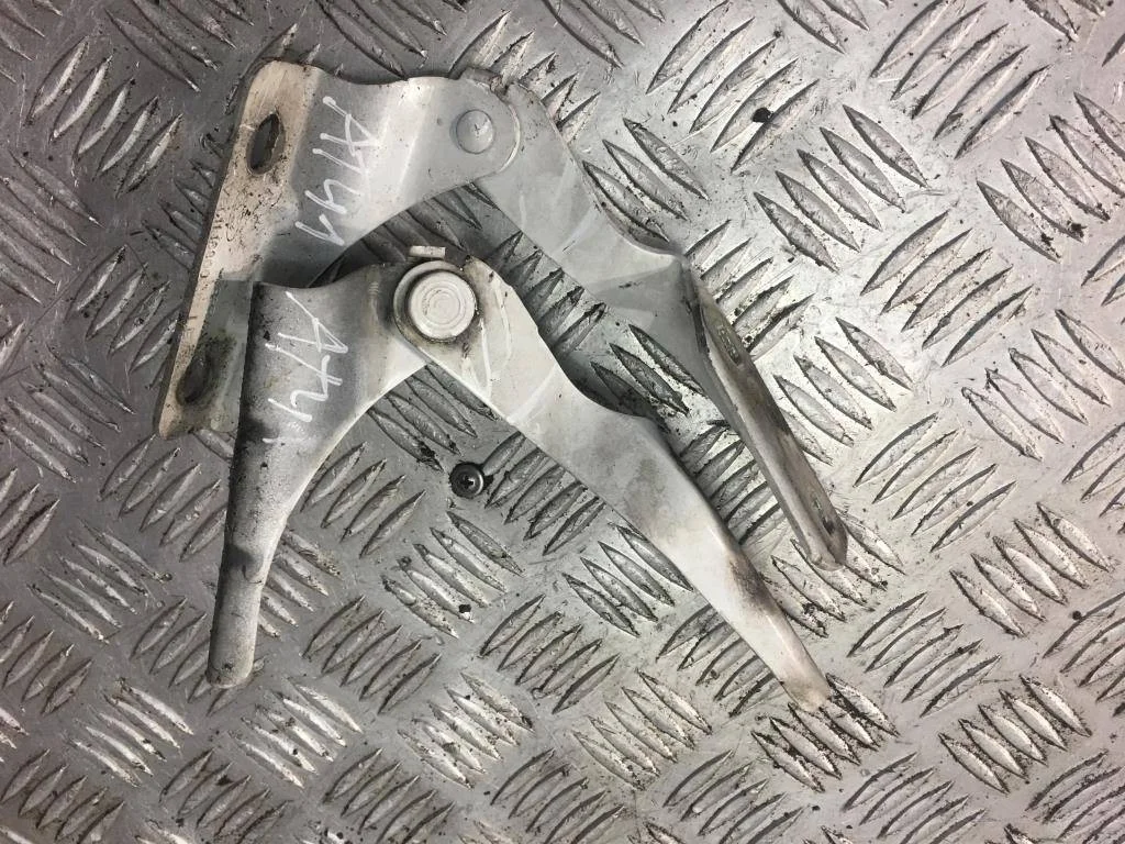 Петля капота правая FORD Transit VII (2006—2014)