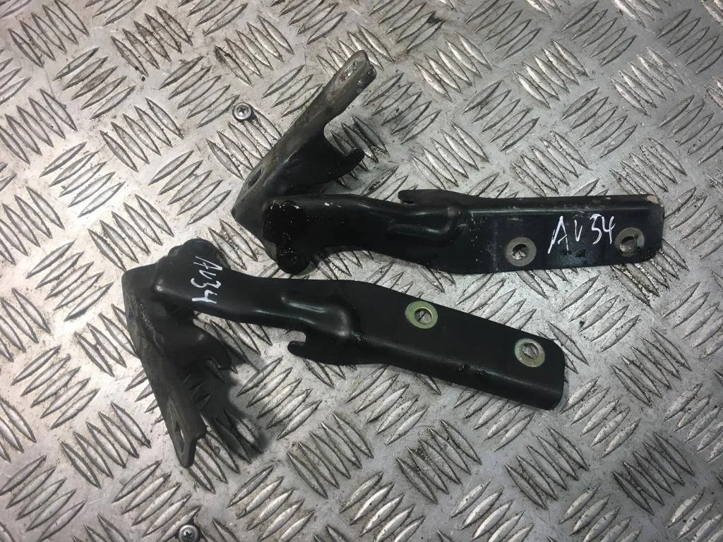 Петля капота левая Fiat Doblo I рестайлинг (2005—